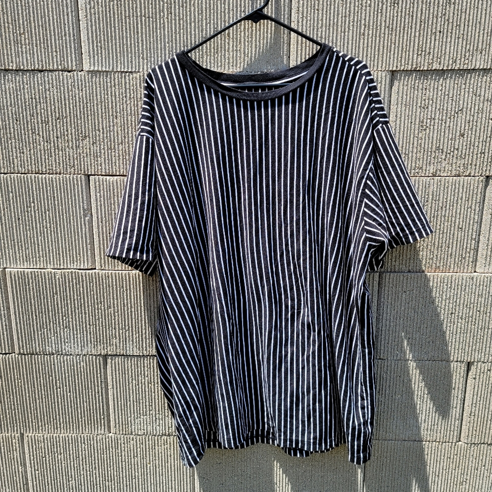 Vertical Striped T-shirt Black/White 2XL